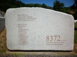 Srebrenica memorial center memorijalni centar srebrenica otvoren je za posjetioce svakog dana od 08:00 do 16:00. Bosnian Genocide Wikipedia