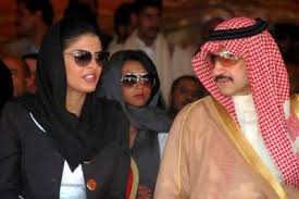 القصيم نيوز ـ متابعات : Ø£Ù…ÙŠØ± Ø³Ø¹ÙˆØ¯ÙŠ ÙŠÙ‡Ø§Ø¬Ù… Ø´Ù‚ÙŠÙ‚Ù‡ Ø§Ù„ÙˆÙ„ÙŠØ¯ Ø¨Ù† Ø·Ù„Ø§Ù„ Ø¨Ø³Ø¨Ø¨ Ø¸Ù‡ÙˆØ± Ø²ÙˆØ¬ØªÙ‡ ÙÙŠ Ø§Ù„Ø¥Ø¹Ù„Ø§Ù… Ø¯Ù†ÙŠØ§ Ø§Ù„ÙˆØ·Ù†