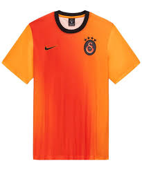 Somit ist das heimtrikot in rot mit weißen akzenten gehalten, wohingegen das auswärtstrikot überwiegend weiß ist. Nike Galatasaray Istanbul Traningsshirt F836 Fan Shop Replica