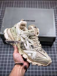 Balenciaga Track 4 0 570391 W2gn7 2009 En 2020 Zapatos De Lujo Zapatos Tendencias