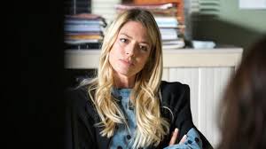 Un si grand soleil : "Johanna joue l'innocente devant Claudine pour mieux  la bouffer !" Aurore Delplace fait des révélations sur la suite des  intrigues - Télé 2 Semaines