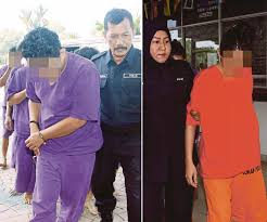 Tular video tak tutup pintu pagar, anak kecil digilis depan rumah. Ibu Bapa Bayi Mati Didera Direman Kes Berita Harian