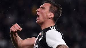 Mario mandžukić (born 21 may 1986) is a croatian footballer who plays as a striker for italian club juventus. Ac Milan Untung Rugi Kedatangan Mario Mandzukic Ke San Siro Tribun Jogja