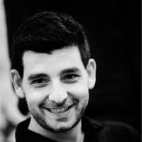 900+ “Robert” profili