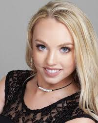 Daria Porter's Instagram, Twitter & Facebook