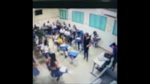 Ataque na Sala de Aula! Aluno Agride Professora e Câmera Flagra Tudo! - Imagen principal del artículo