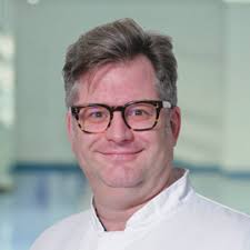 Sehr geehrte Damen und Herren,