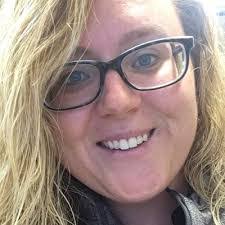 Becca Willis's Instagram, Twitter & Facebook