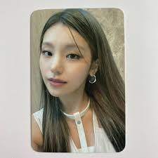 ITZY Yeji Guess Who ITZY 4TH MINI ALBUM 'GUESS WHO' SOUNDWAVE FAN SIGN  VIDEO CALL