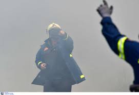 Μεγάλη πυρκαγιά έχει ξεσπάσει μετά τς 3 το μεσημέρι στα χανιά. Fwtia Sto Panorama Ths Boylas Ypo Elegxo Thn E8ese H Pyrosbestikh