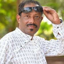 Stacy Fernandes's Instagram, Twitter & Facebook