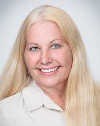 Real Estate Agents in 16116