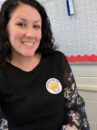 Nicole Sanchez-Coe (@NikkiNYtoVA)