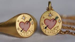 Colliers en or et en argent