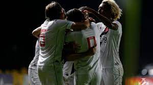 É jogada nos moldes da copa da inglaterra, taça de portugal, copa do rei, copa da escócia, entre outras. Vasco Marca Nos Acrescimos E E O Campeao Da Copa Do Brasil Sub 20