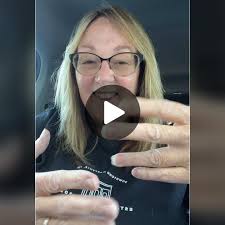 Creative Nail Transition Ideas for Moms