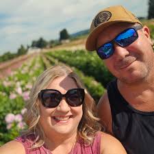 Removing drama from dahlia growers' group