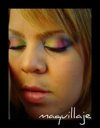 Rosa, verde , amarillo, azul. :)(: