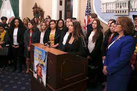 U S C Agrees To 1 1 Billion Settlement In Gynecologist Abuse Case The New York Times