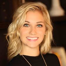 Amelia Harkleroad's Instagram, Twitter & Facebook