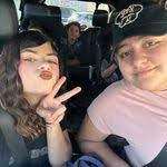 Lori Yetter's Instagram, Twitter & Facebook