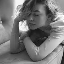 Cine este Reka Kovacs, actrița din serialul „Ana, Mi-ai fost scrisă în  ADN”. Are origini maghiare și colaborează cu mai multe teatre