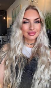 You can now book your salon appointment with me online! Check out my  services and openings here!