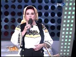 Artista a fost găsită în urma sa, a rămas o fată adoptată, doina maximilian, care era fiica biologică a cumnatului ei. Stela Popescu Am Doua Fete Mari Youtube