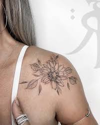 It's a beautiful tattoo that's full of all kinds of color. 41 Most Beautiful Shoulder Tattoos For Women Page 3 Of 4 Stayglam