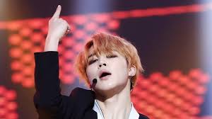 Résultat de recherche d'images pour "surtout de jimin tumblr"