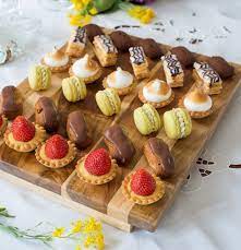 „herzlich willkommen in unserem zuhause. wann „willkommen groß und wann klein geschrieben wird, hängt indes vom grammatikalischen gebrauch im satz. Bienvenue Willkommen Bei Mir Franzosisch Kochen Und Backen Fur Freunde Gebundene Ausgabe Mit Widmung Jetzt Online Kaufen