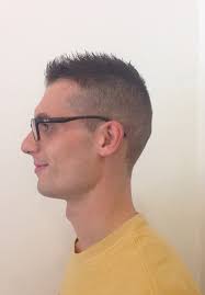 Valorizzare il proprio taglio di capelli grazie alla sfumatura è sempre stato obbiettivo di molti uomini. Mz Parrucchieri Taglio Uomo Sfumature Capelli Corti Facebook