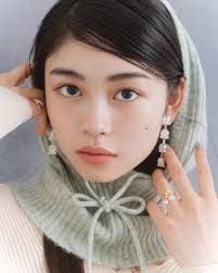 Art Nouveau Cherry Ring (Pearl)