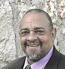 Kerry Peacock's Instagram, Twitter & Facebook