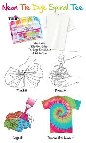 For a beginner, this task may seem daunting. 30 Easy Diy Summer Fashion Ideas With Step By Step Tutorials Tie Dye Patterns Diy Tie Dye Crafts Tie Dye Party