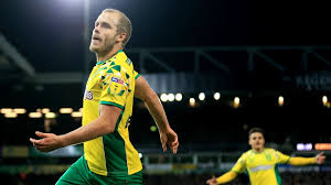 Join wtfoot and discover everything you want to know about his current girlfriend or wife, his shocking salary and the amazing tattoos that are. Tama Tuoppi Maksoi Enemman Kuin Teemu Pukki Uskomatonta Satumaisen Kauden Pelannut Suomalaistahti Villitsee Englantilaisfanit Maaleillaan Ja Suomalaisilla Piirteillaan Yle Urheilu Yle Fi