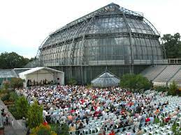 Wir sind hier über uns. Sommerkonzerte Im Botanischen Garten Starten Zu Pfingsten Stadtrandnachrichten