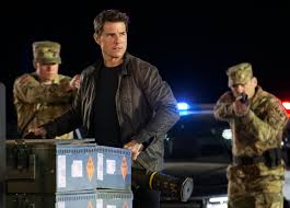 Jack reacher jest przekonany, że wrobiono ją w przestępstwo, aby zataić prawdę o cięższych zbrodniach innych żołnierzy. Jack Reacher Nigdy Nie Wracaj Jack Reacher Never Go Back Recenzja Filmu Tom Cruise Dostal Zadyszki W Nowym Filmie Akcji