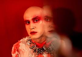 Coral lança seu EP de estreia, “Carne”, com clipe que ilustra proposta  visceral do trabalho