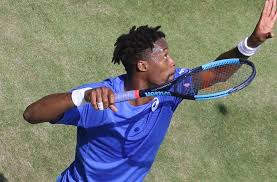 Gaël sébastien monfils (french pronunciation: Fit Fur Australian Open Tennisprofi Gael Monfils Verletzt Sich Bei Videospiel Sportmeldungen Stuttgarter Zeitung