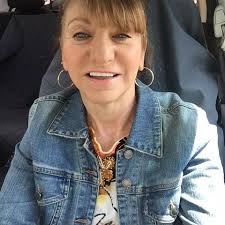 NEW PRODUCT ❗️❗️❗️ PRODUCT BY HAJI ISMAIL GROUP NAME : LUIGI MATERIAL : OPAL  WARE ✓1+1PCS SQUARE CASSEROLE 2.5L *MICROWAVE SAFE *FOOD SAFE & LEAD FREE  *FREEZE RESISTANT *DOESN'T USE ANY ANIMAL