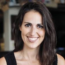 Amanda Slavin's Instagram, Twitter & Facebook