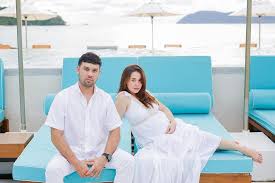 Fatimah rohani binti ismail (born 27 march 1992), known professionally as emma maembong, is a malaysian actress and model from scottish descent. Actress Emma Maembong Announces Pregnancy The Star