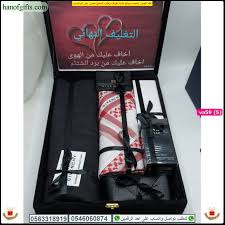 قماش جفنشي رجالي مع شماغ و قلم و كبك و بوك و عطر وعبارة حسب الطلب هدايا هنوف Lunch Box