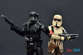 Come See Toys Star Wars The Black Series 3 75 Scarif Stormtrooper Squad Leader Imperial Death Trooper Rogue One Stationed at the top secret imperial military headquarters on scarif, these shoretroopers patrol the beaches and bunkers of the planetary facility enter a galaxy of adventure and imagination with star wars toys! star wars the black series 3 75 scarif