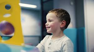 Her får du mere end 60 idéer og masser af inspiration til en gave, som kan gives til jul eller fødselsdag. Gave Til En 12 Aring Opplevelsesmagasin Truestory