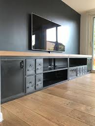 Superbe Meuble Tv Industriel Tiroir Et Casier Etagere Metallique Ldt L Or Du Temps Meuble Tv Idees De Meubles Meuble Fer Et Bois