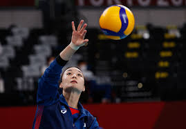 Terdapat dua macam passing yaitu passing atas dan passing bawah. Sportpedia 6 Teknik Dasar Bola Voli Untuk Pemula Sportstars Id