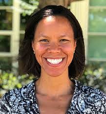 Kerry Strohl's Instagram, Twitter & Facebook