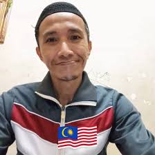 SENARAI RASMI 20 ILMU YANG AKAN DIIJAZAHKAN DI KOTA SUCI MEKAH 1. IJAZAH  KHUSUS ILMU KAROMAH AL FATIHAH EDISI MEKAH 2. IJAZAH KHUSUS KAROMAH AYATUL  KURSI EDISI MEKAH 3. IJAZAH KHUSUS SHOLAWAT
